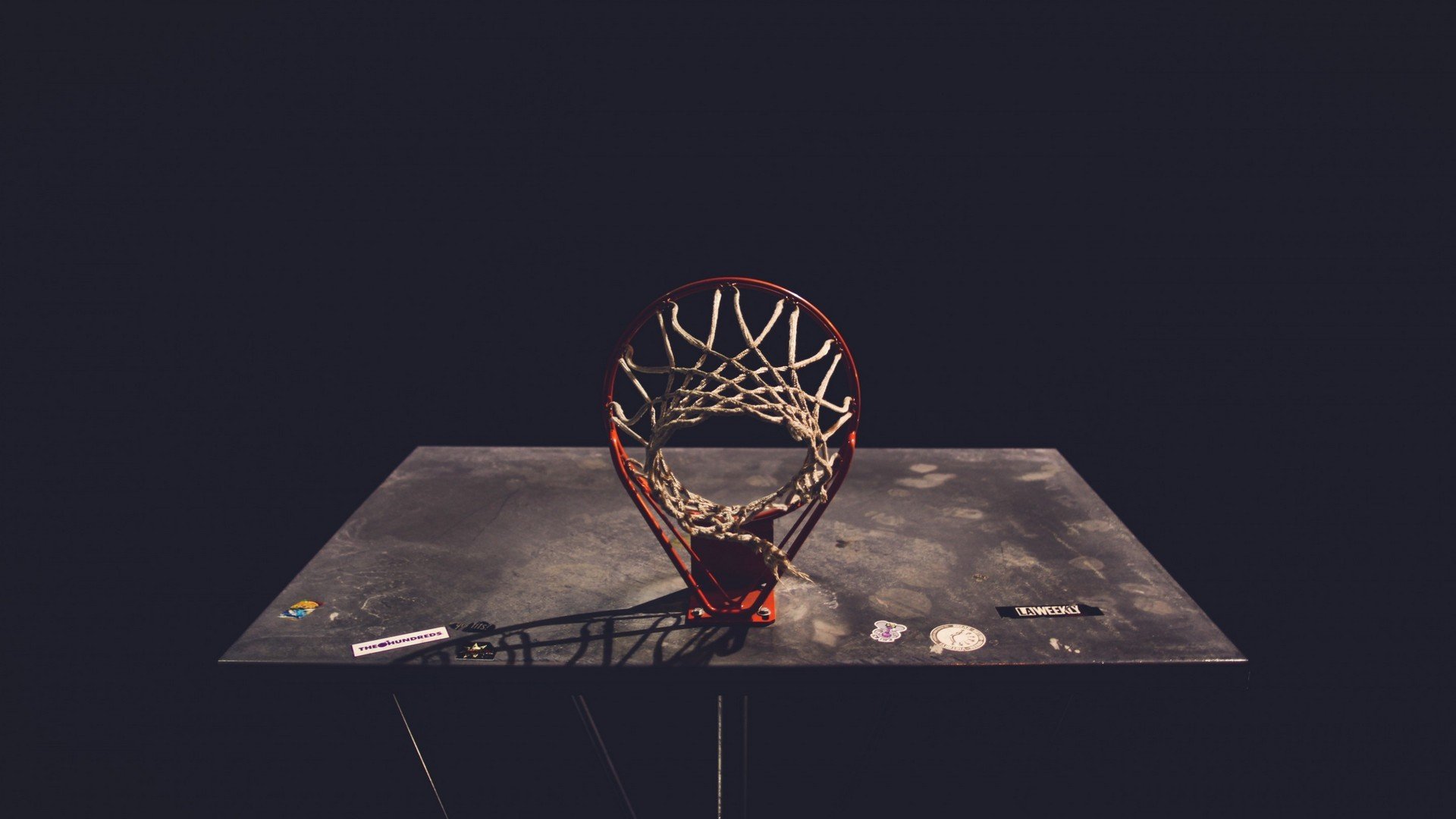KAiyun Sports登录入口-双星闪耀，东契奇赛场迷雾中惊艳破局，RNG涅槃重生未来可期